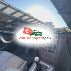 Voiture d'occasion année 2004 168500 km Essence à Lyon à petit prix